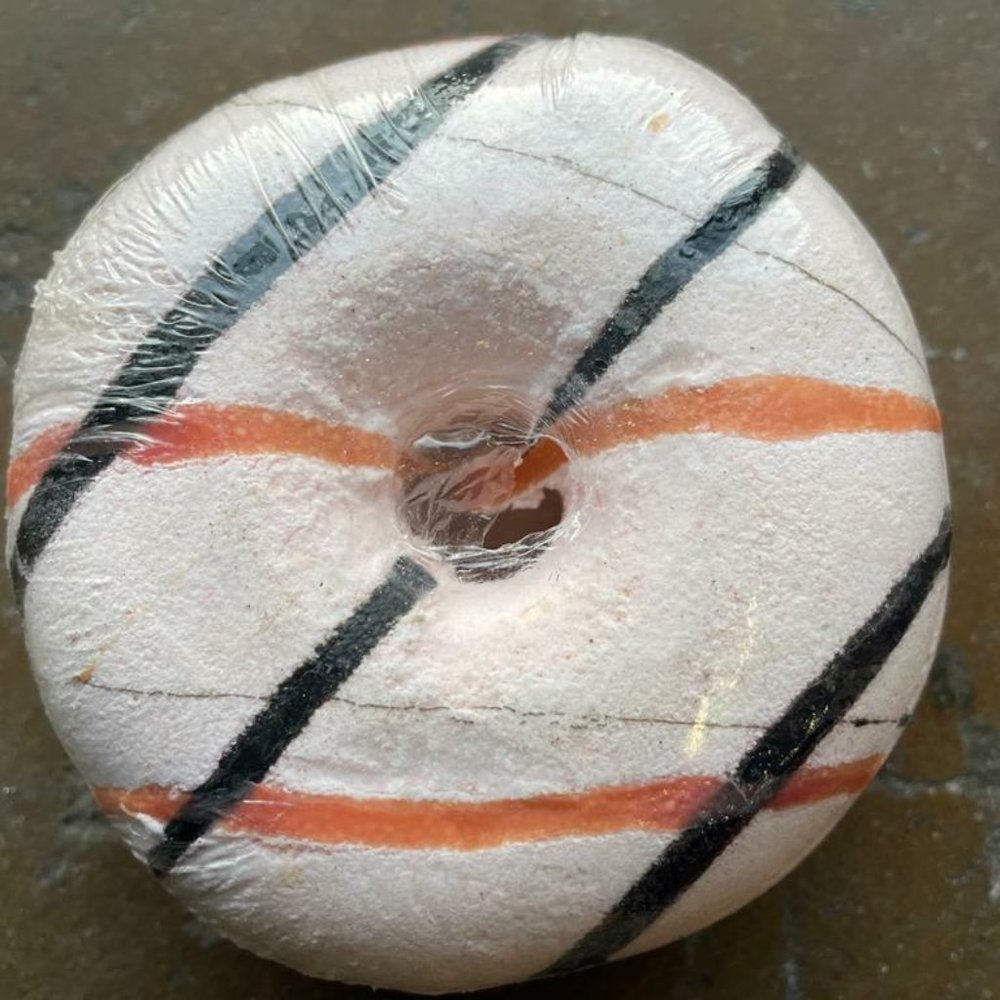 PINK ! VICTORIA'S SECRET DONUT TALK TO ME UNTIL I'VE HAD MY COFFEE BATH BOMB NEW